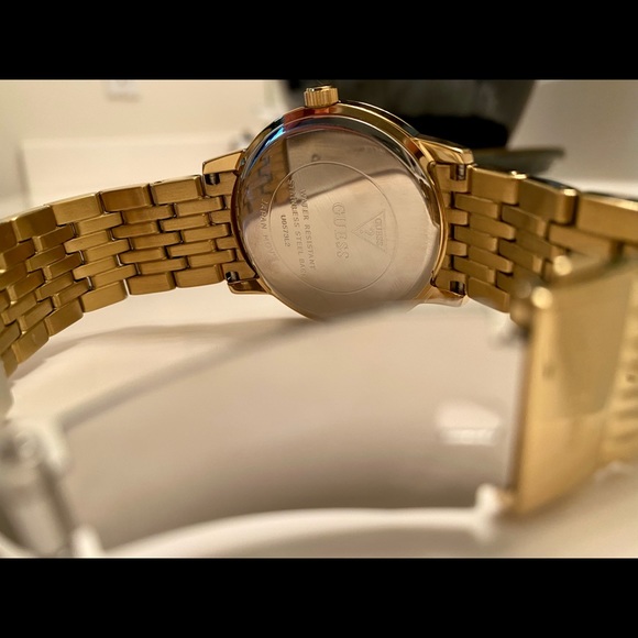 GUESS? GOLD PLATED, STAINLESS STEEL WATCH - Picture 4 of 4